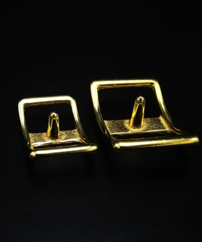 Conway-spänne, mässing